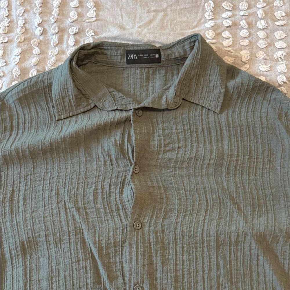 Zara Men's Olive Casual Shirt